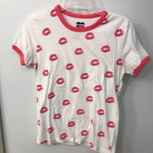 Modern Lux crewneck pink and white tee